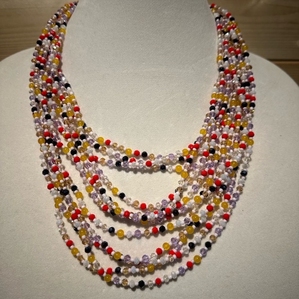 BNWT multi layer Neiman Marcus statement necklace